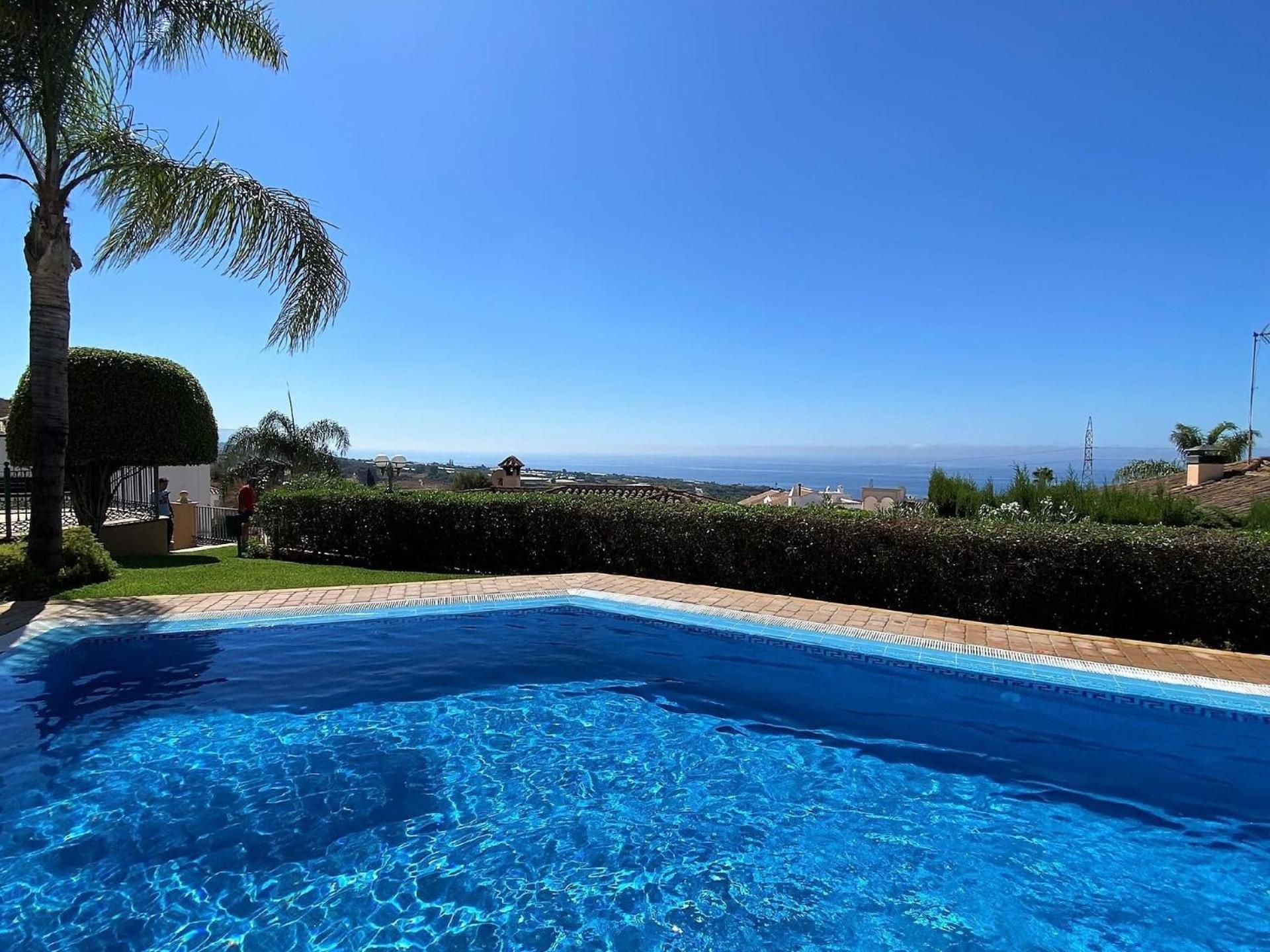 Fuer 6 Personen Ca 100 Qm In Nerja, Andalusien Costa Del Sol Lägenhet Nerja